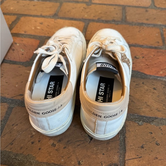 Golden Goose White and Gold Star Sneakers - Picture 4 of 6